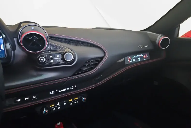 Ferrari F8 din 2020 cu 9.810 km - oferta FER166797 - foto 20