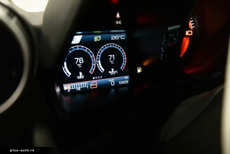 Ferrari F8 din 2020 cu 14.000 km - oferta FER166798 - foto 13