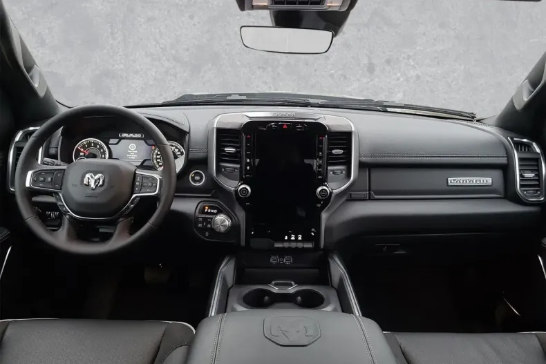 Dodge RAM din 2025 cu 10.500 km - oferta DOD166799 - foto 4