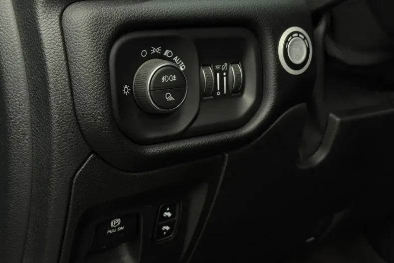 Dodge RAM din 2022 cu 95.000 km - oferta DOD166800 - foto 35