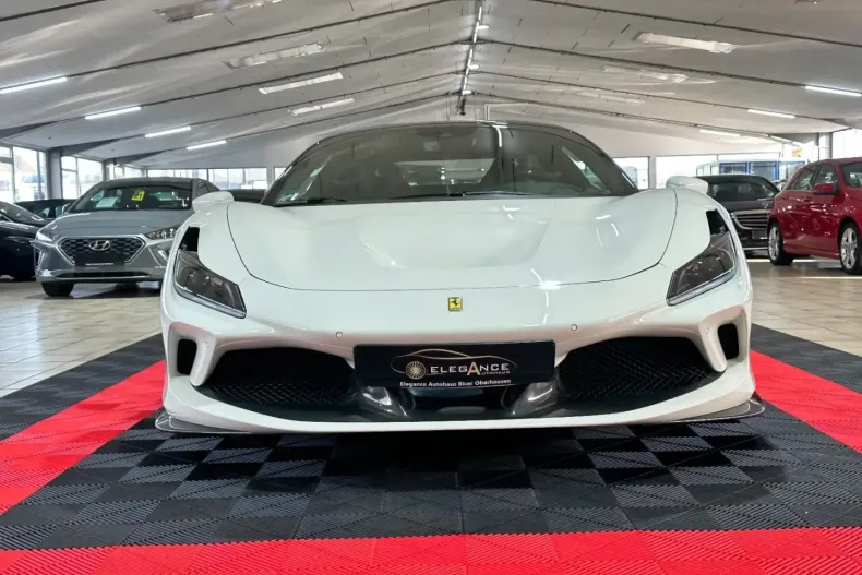 Ferrari F8 din 2020 cu 32.000 km - oferta FER166811 - foto 2
