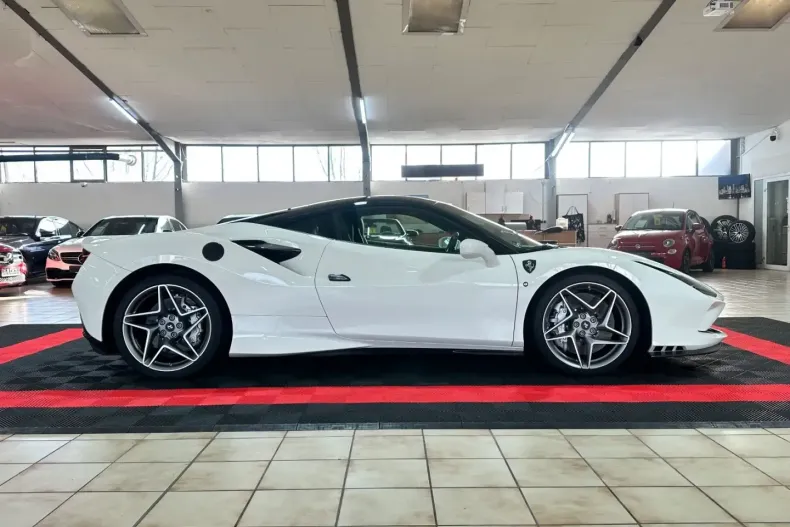 Ferrari F8 din 2020 cu 32.000 km - oferta FER166811 - foto 5