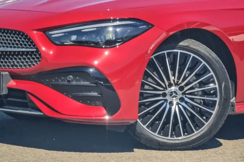 Mercedes-Benz CLE 200 din 2024 cu 8.885 km - oferta MER166812 - foto 5