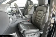 Volkswagen Touareg din 2022 cu 74.248 km - oferta VOL166813 - foto 11