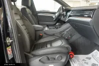 Volkswagen Touareg din 2022 cu 74.248 km - oferta VOL166813 - foto 20