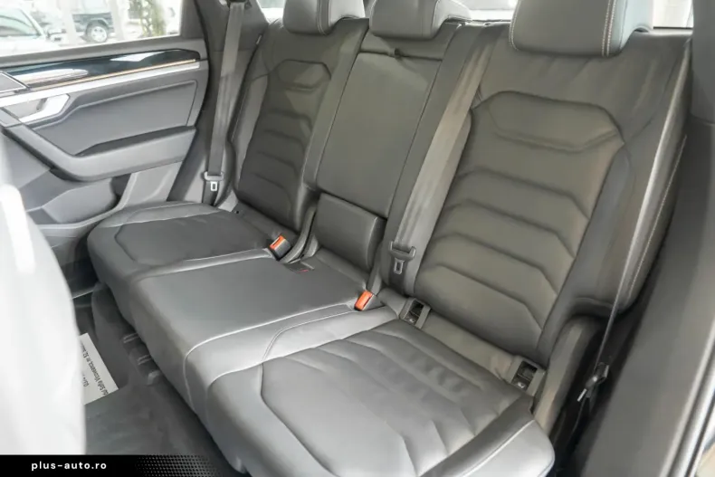 Volkswagen Touareg din 2022 cu 74.248 km - oferta VOL166813 - foto 22