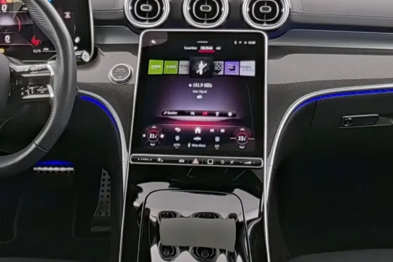 Mercedes-Benz CLE 200 din 2024 cu 11.832 km - oferta MER166828 - foto 6