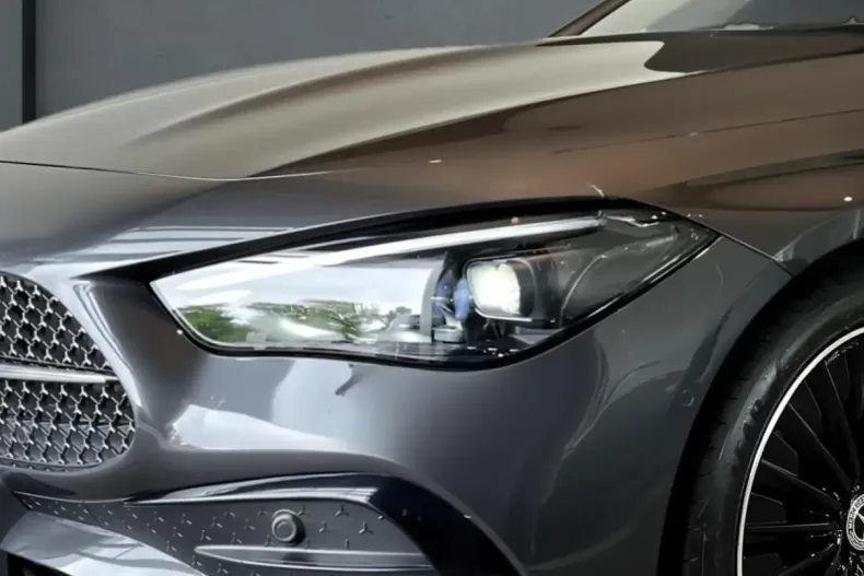 Mercedes-Benz CLE 200 din 2024 cu 10.900 km - oferta MER166830 - foto 3