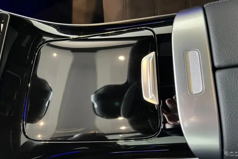 Mercedes-Benz CLE 200 din 2024 cu 10.900 km - oferta MER166830 - foto 21