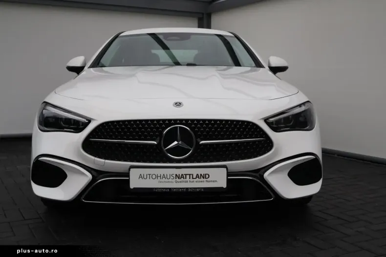 Mercedes-Benz CLE 200 din 2024 cu 3.053 km - oferta MER166831 - foto 3