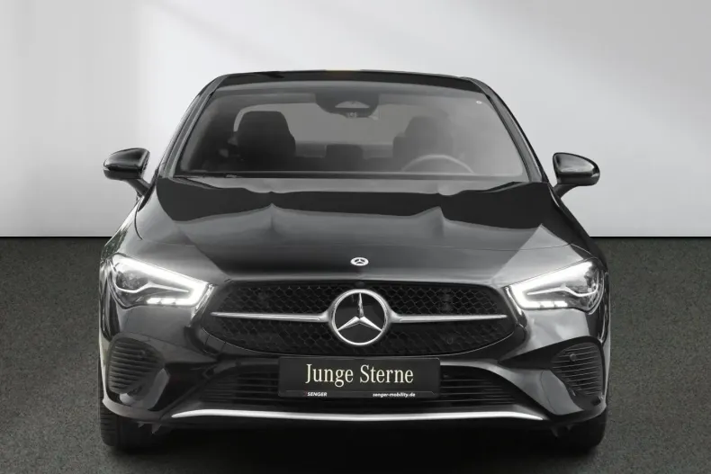 Mercedes-Benz CLA 180 din 2024 cu 12.390 km - oferta MER166833 - foto 3