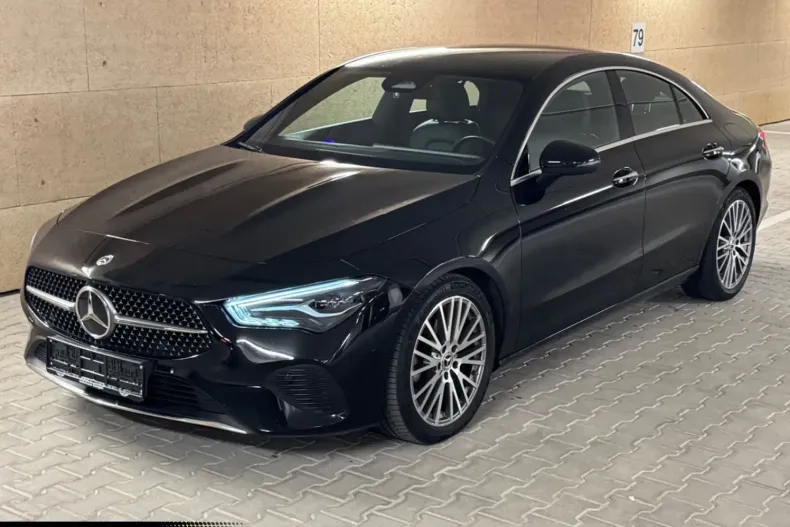Mercedes-Benz CLA 180 din 2024 cu 60.000 km - oferta MER166836 - foto 1