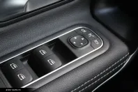 Mercedes-Benz CLA 180 din 2024 cu 30.000 km - oferta MER166837 - foto 21