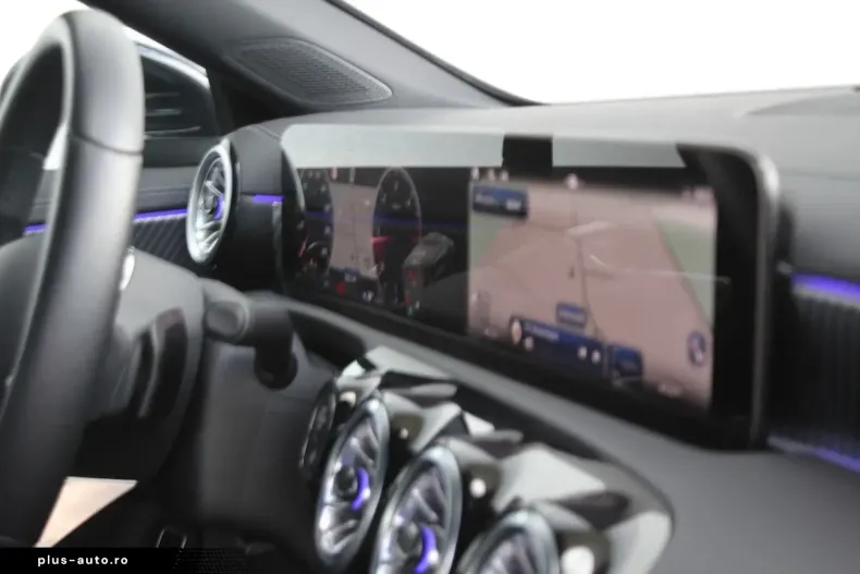 Mercedes-Benz CLA 180 din 2024 cu 30.000 km - oferta MER166837 - foto 23