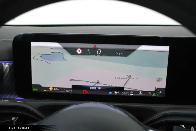 Mercedes-Benz CLA 180 din 2024 cu 30.000 km - oferta MER166837 - foto 40