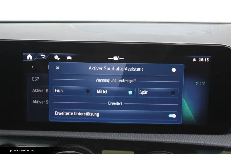 Mercedes-Benz CLA 180 din 2024 cu 30.000 km - oferta MER166837 - foto 47