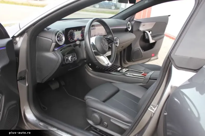 Mercedes-Benz CLA 180 din 2024 cu 44.000 km - oferta MER166839 - foto 11