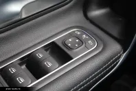 Mercedes-Benz CLA 180 din 2024 cu 44.000 km - oferta MER166839 - foto 24