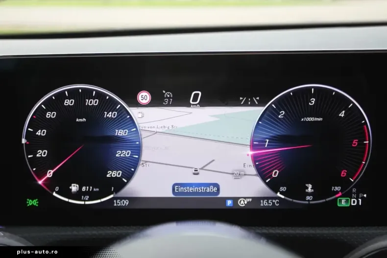 Mercedes-Benz CLA 180 din 2024 cu 44.000 km - oferta MER166839 - foto 33