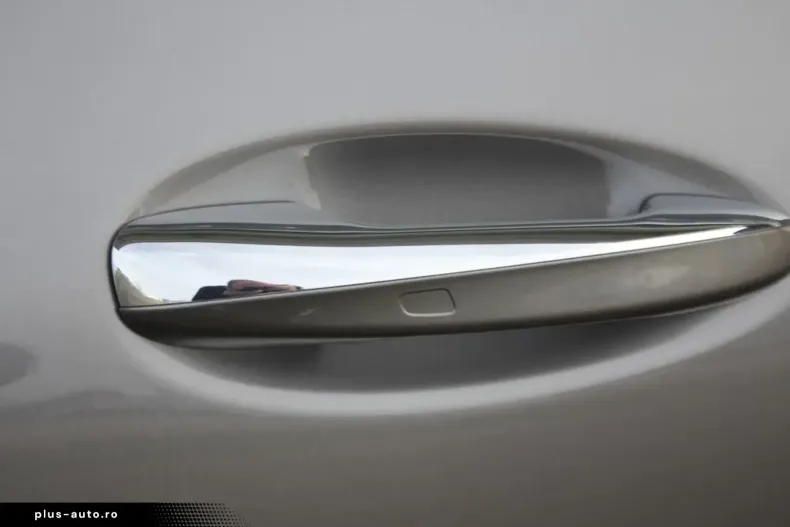 Mercedes-Benz CLA 180 din 2024 cu 44.000 km - oferta MER166839 - foto 38