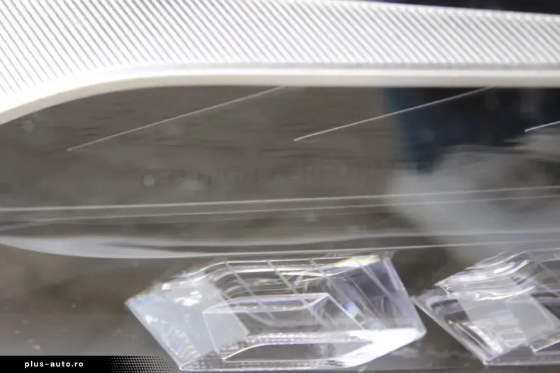 Mercedes-Benz CLA 180 din 2024 cu 44.000 km - oferta MER166839 - foto 40