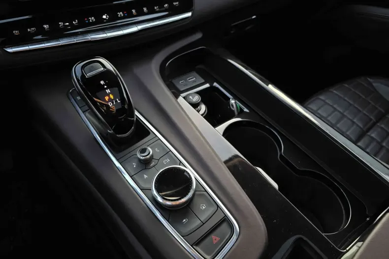 Cadillac Escalade din 2022 cu 29.786 km - oferta CAD166840 - foto 9