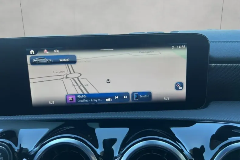 Mercedes-Benz CLA 180 din 2024 cu 14.445 km - oferta MER166847 - foto 9