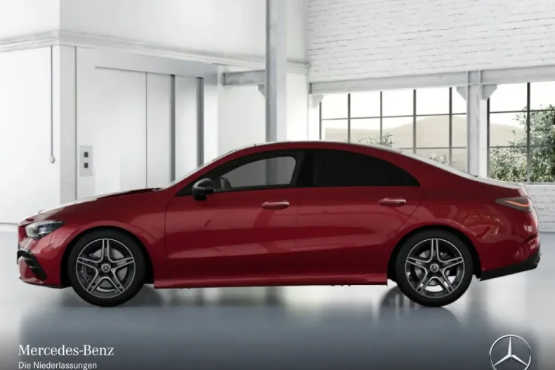 Mercedes-Benz CLA 200 din 2024 cu 9.383 km - oferta MER166848 - foto 4