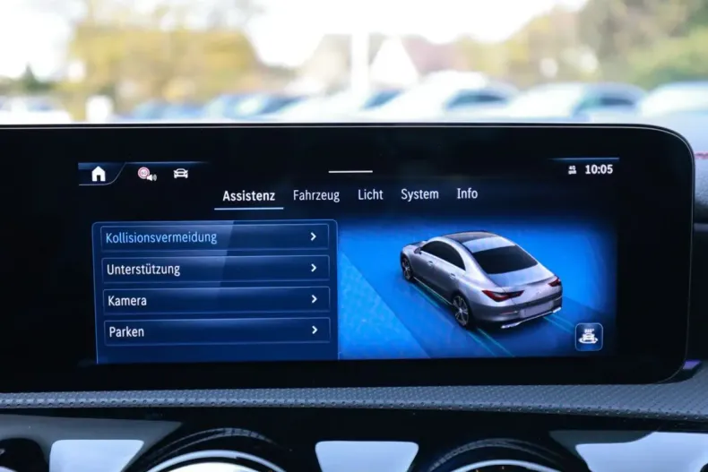 Mercedes-Benz CLA 200 din 2024 cu 6.177 km - oferta MER166849 - foto 10