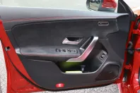 Mercedes-Benz CLA 200 din 2024 cu 6.177 km - oferta MER166849 - foto 22