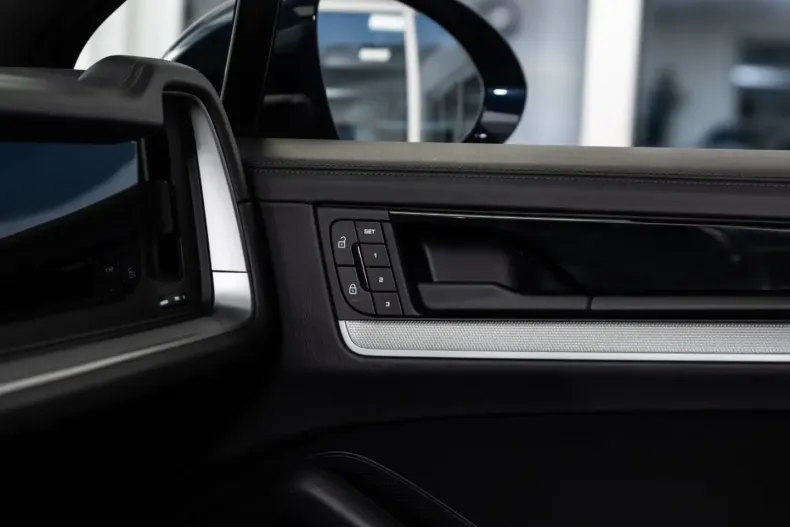 Porsche Cayenne din 2024 cu 58.500 km - oferta POR166860 - foto 30