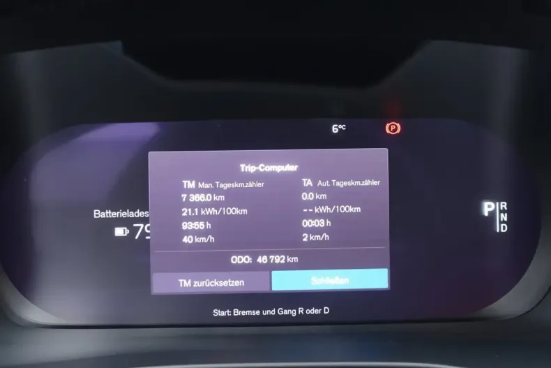 Volvo XC40 din 2022 cu 46.800 km - oferta VOL166865 - foto 16