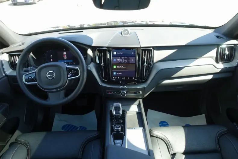 Volvo XC60 din 2024 cu 19.586 km - oferta VOL166866 - foto 13