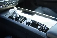 Volvo XC60 din 2024 cu 19.586 km - oferta VOL166866 - foto 16