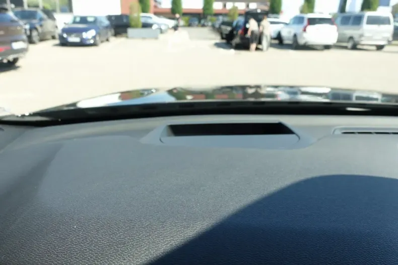 Volvo XC60 din 2024 cu 19.586 km - oferta VOL166866 - foto 18