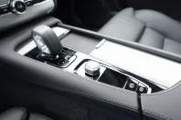 Volvo XC90 din 2024 cu 9.080 km - oferta VOL166868 - foto 14