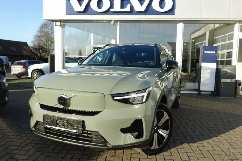 Volvo XC40 din 2023 cu 38.500 km - oferta VOL166869 - foto 2