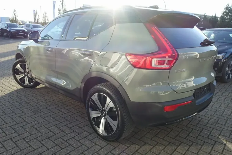Volvo XC40 din 2023 cu 38.500 km - oferta VOL166869 - foto 5