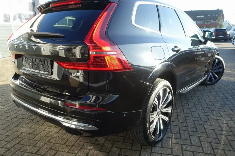 Volvo XC60 din 2023 cu 47.800 km - oferta VOL166872 - foto 3