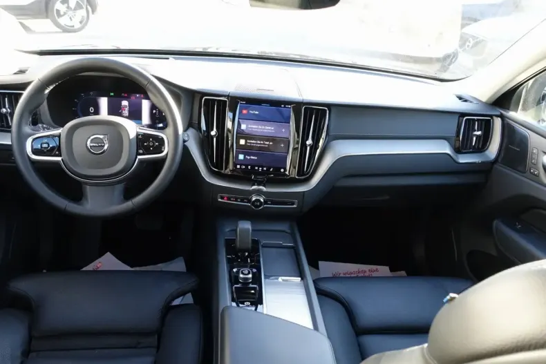 Volvo XC60 din 2023 cu 47.800 km - oferta VOL166872 - foto 12