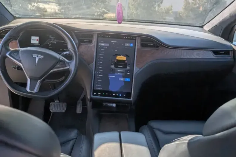 Tesla Model X din 2021 cu 45.000 km - oferta TES166877 - foto 8