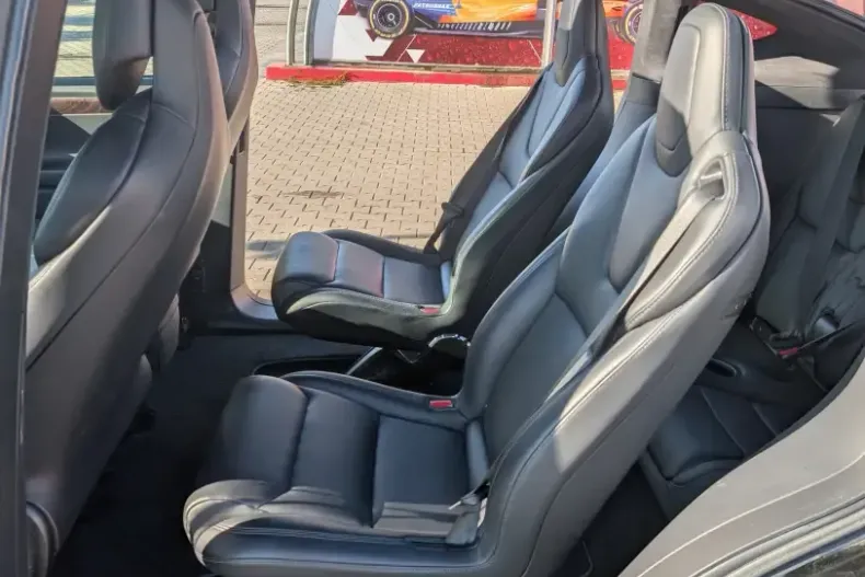 Tesla Model X din 2021 cu 45.000 km - oferta TES166877 - foto 9