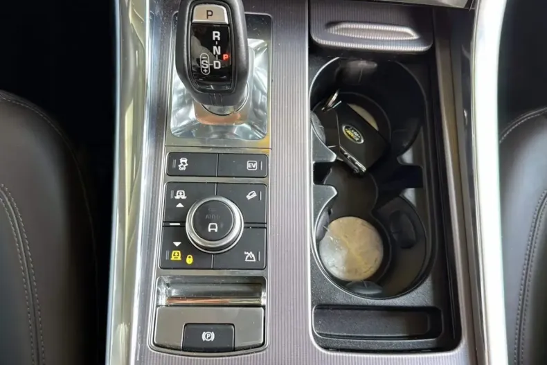 Land Rover Range Rover Sport din 2020 cu 90.823 km - oferta LAN166879 - foto 13