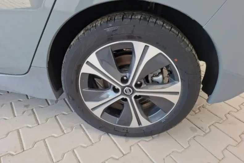 Nissan Leaf din 2021 cu 8.954 km - oferta NIS166880 - foto 6