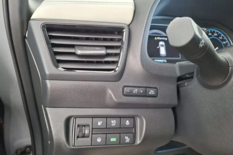 Nissan Leaf din 2021 cu 8.954 km - oferta NIS166880 - foto 21