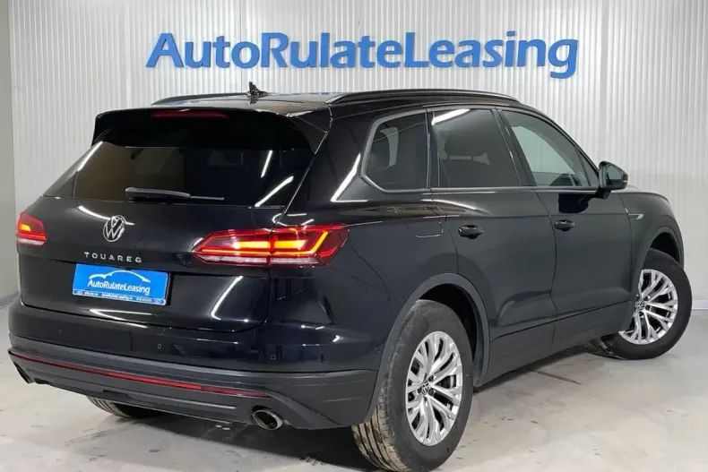 Volkswagen Touareg din 2021 cu 125.182 km - oferta VOL166903 - foto 3
