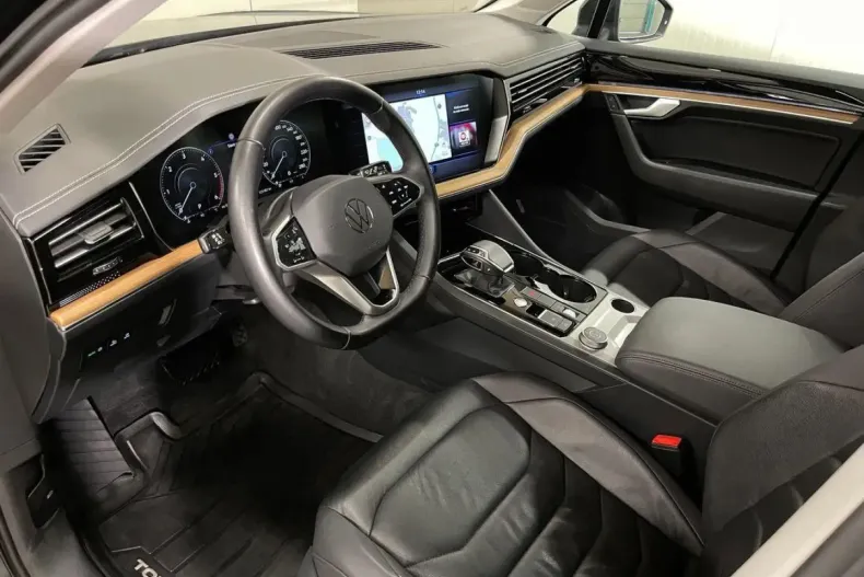 Volkswagen Touareg din 2021 cu 125.182 km - oferta VOL166903 - foto 5