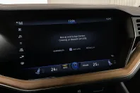 Volkswagen Touareg din 2021 cu 125.182 km - oferta VOL166903 - foto 17