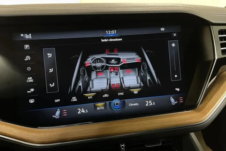 Volkswagen Touareg din 2021 cu 125.182 km - oferta VOL166903 - foto 19