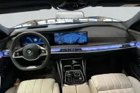 BMW 740 din 2024 cu 8.718 km - oferta BMW166918 - foto 11